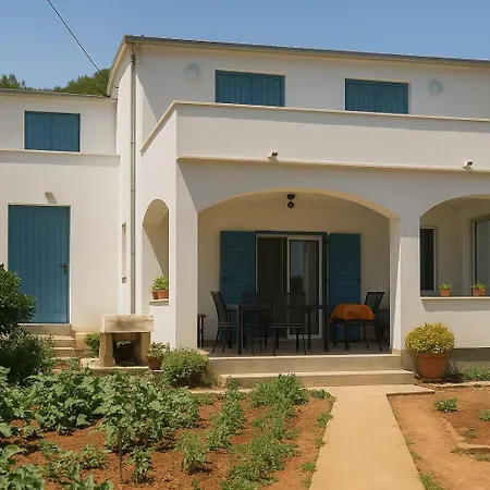 Feriehus House Natale *